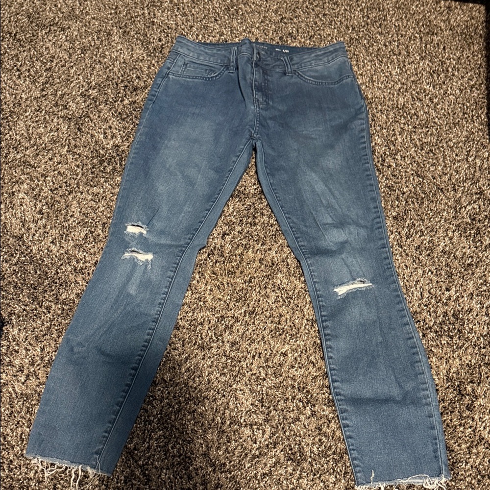Vans Distressed Jeans